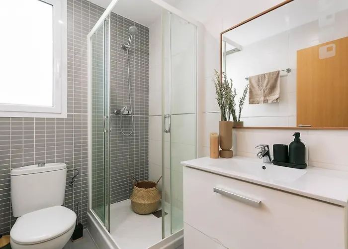 Apartment Ascea - 2 Bedroom And Terrace In Eixample Esquerra *