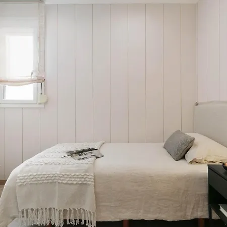 Ascea - 2 Bedroom And Terrace In Eixample Esquerra