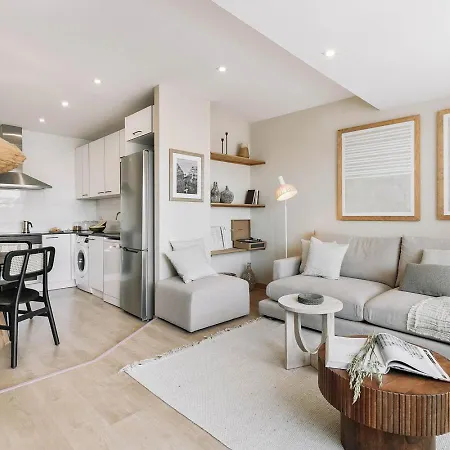 Apartmán Ascea - 2 Bedroom And Terrace In Eixample Esquerra *